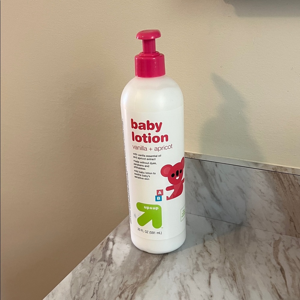 Up & Up Baby Lotion - White with Pink Cap